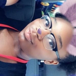 Meet your Posher, Mimi